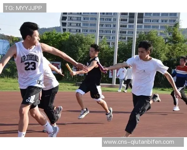 女足球队奋勇争先展现风采助力女性体育事业蓬勃发展